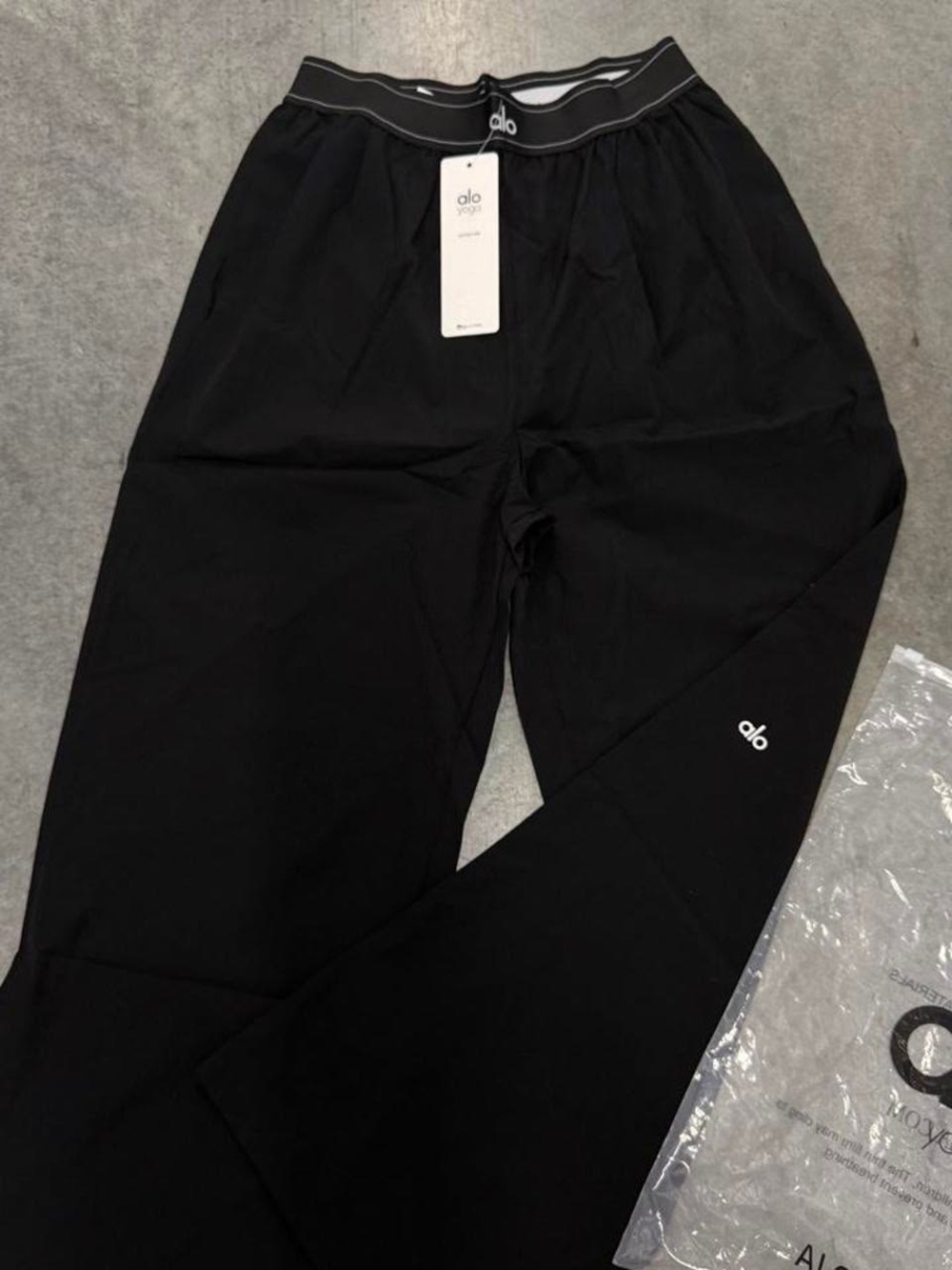ALO Yoga Pants with Logo